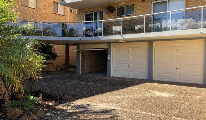 13 'Parkview', 11-13 Catalina Close - great location unit with a locked garage