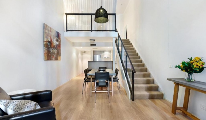 Surry Hills Modern One Bedroom Apartment -GOUL
