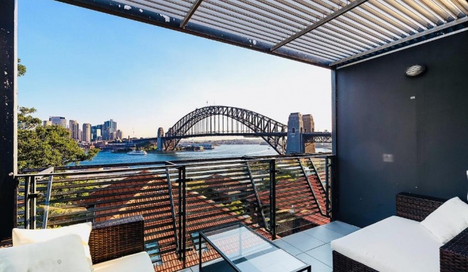 Breathtaking Sydney Harbour penthouse